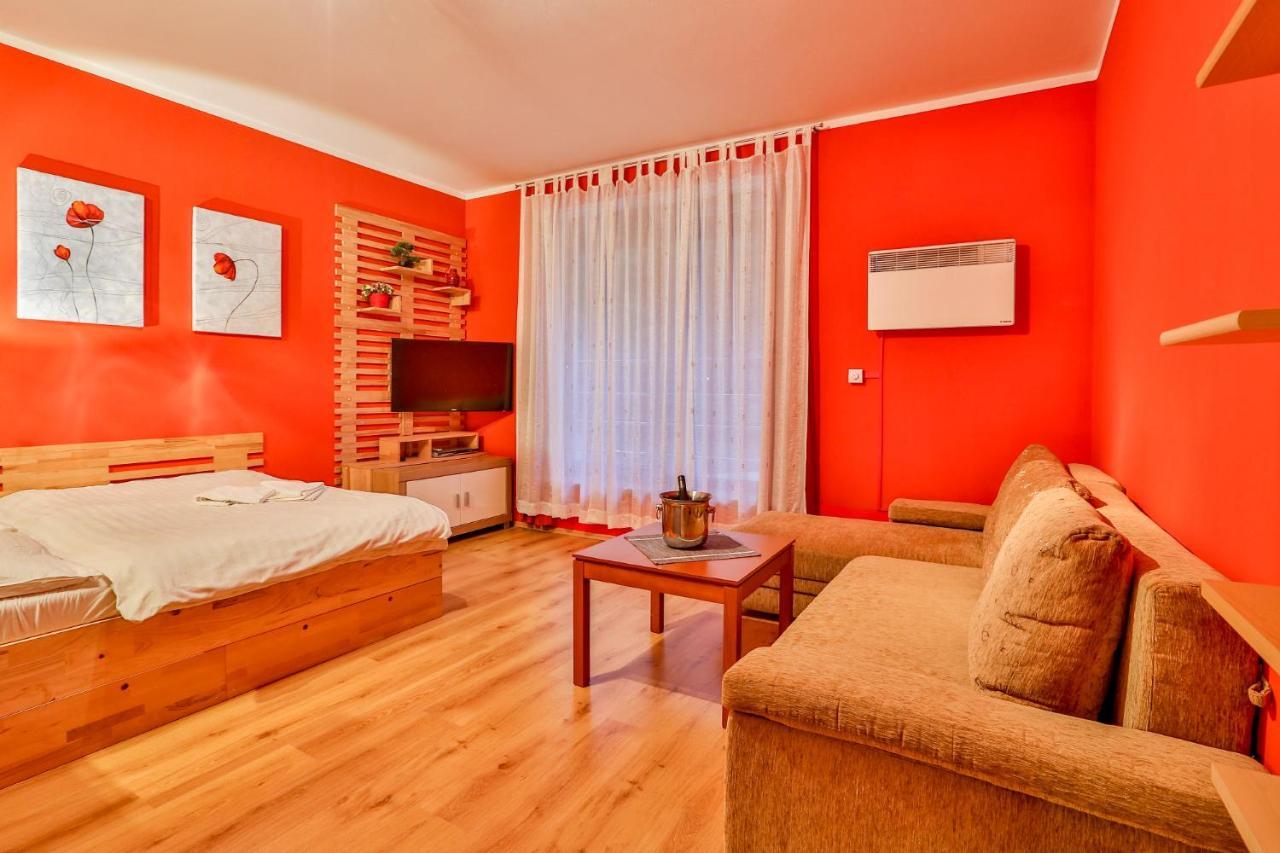 Apartmanovy Dom Fatrapark 1 S Wellness - Hlavna Recepcia Ruzomberok Exterior photo
