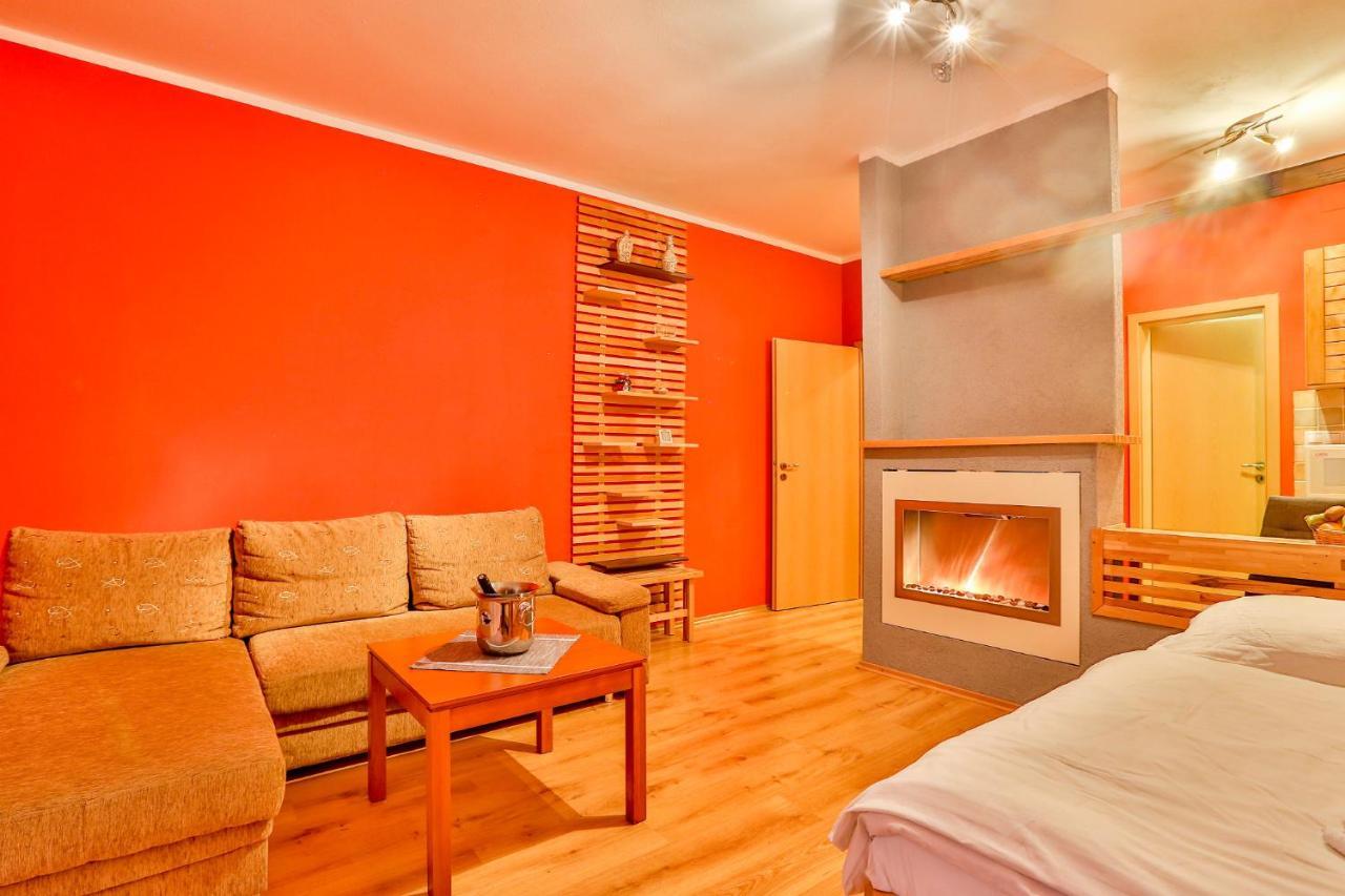 Apartmanovy Dom Fatrapark 1 S Wellness - Hlavna Recepcia Ruzomberok Exterior photo