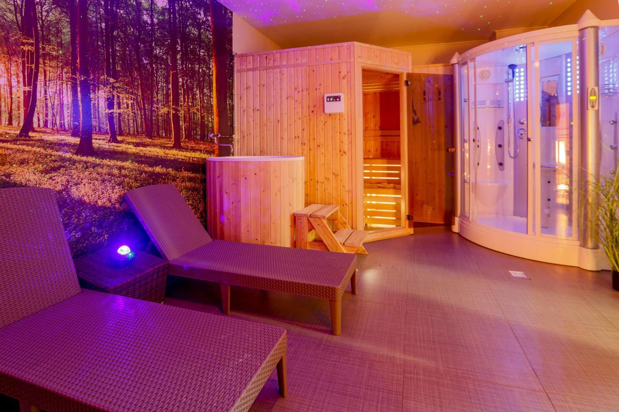 Apartmanovy Dom Fatrapark 1 S Wellness - Hlavna Recepcia Ruzomberok Exterior photo